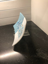 Load image into Gallery viewer, Blue white frit splash